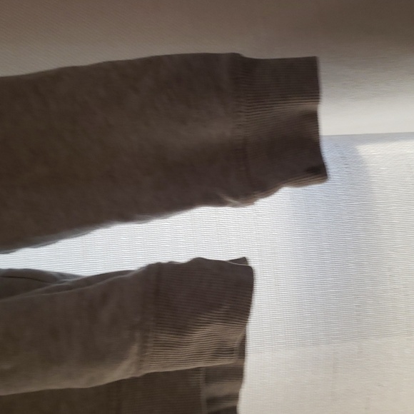 GAP Light gray hoodie size small lettering has shimmer EUC - Picture 5 of 8